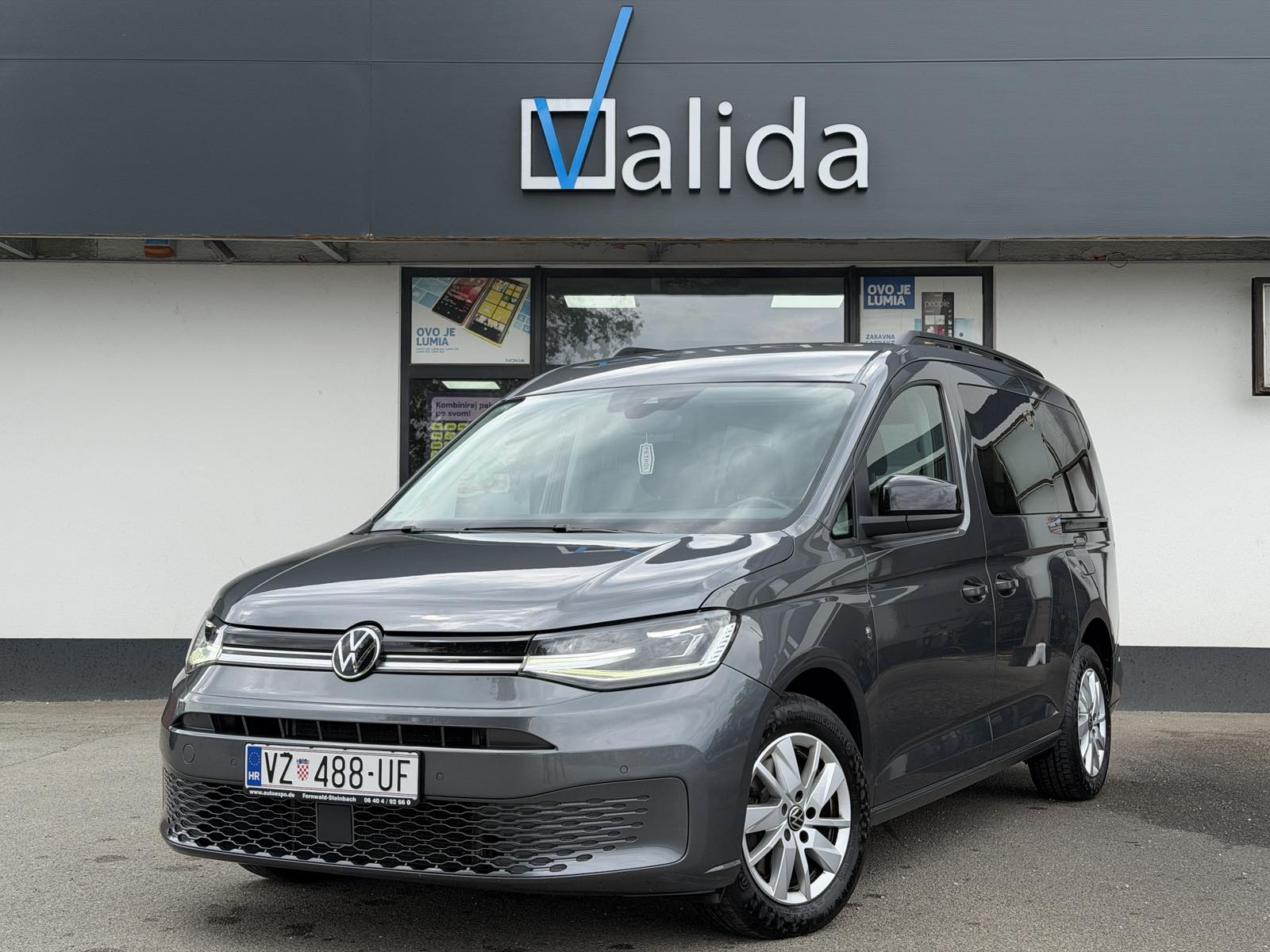 VW Caddy Maxi, boja: siva